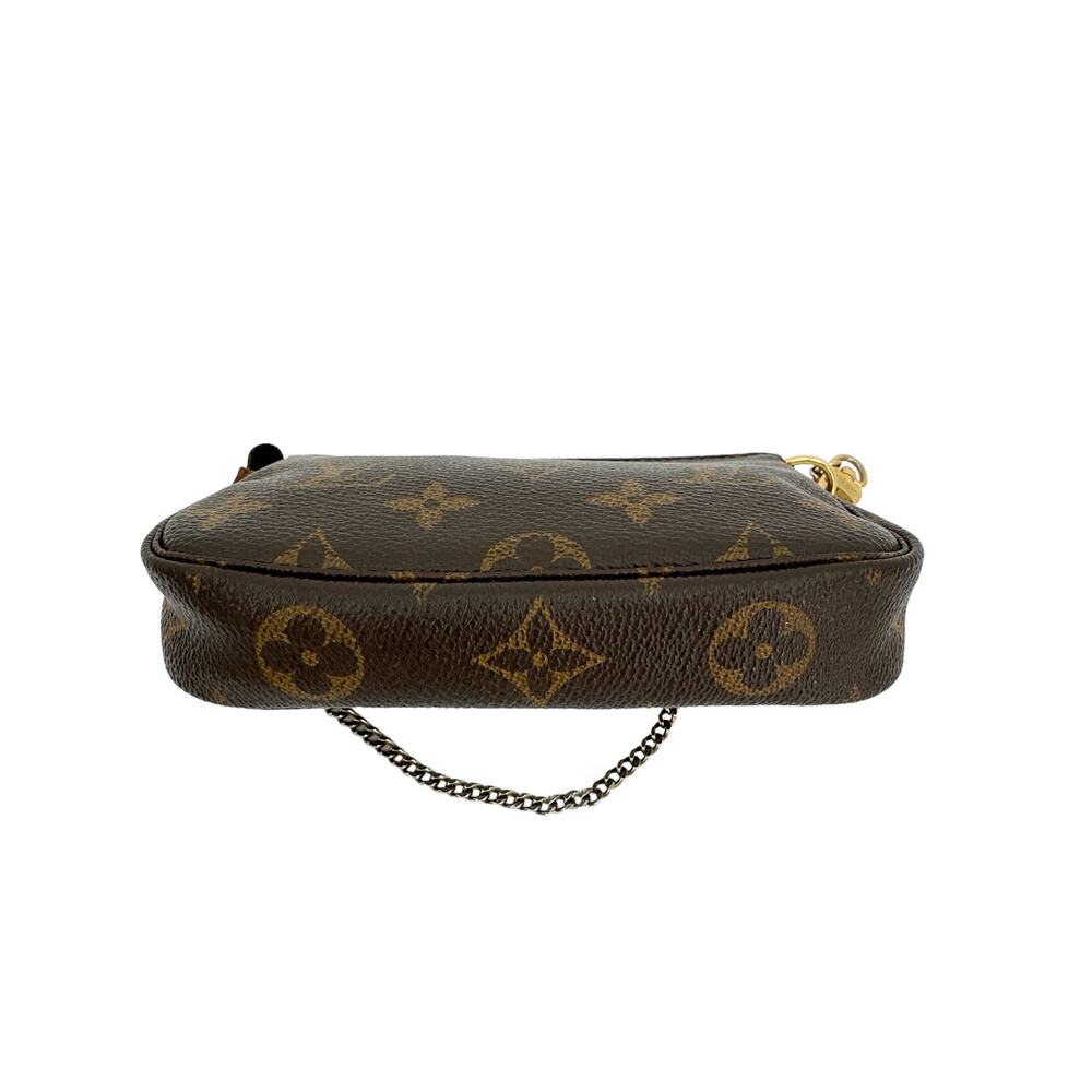 LOUIS VUITTON Pochette Accessoires Monogram Canvas Mini - Picture 5 of 12